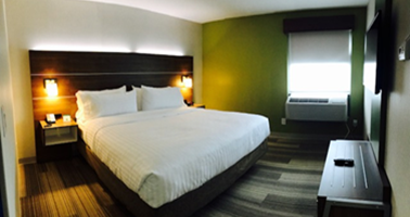 Holiday Inn Express & Suites Airport West